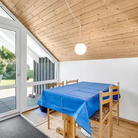 Tytti - 300m From The Sea By Interhome Bøtø By