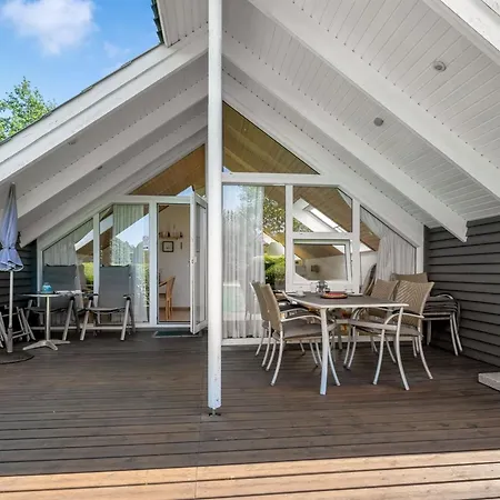 Tytti - 300m From The Sea By Interhome